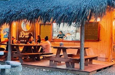 Outside seating at Barrel Bar & Grill restaurant