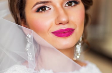 bridal makeup service in lucknpw