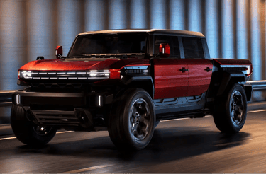 GMC Hummer X em movimento destaca design futurista e proposta off-road elétrica