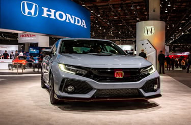 Honda Civic 2027 apresentado em evento da Honda com nova geração híbrida