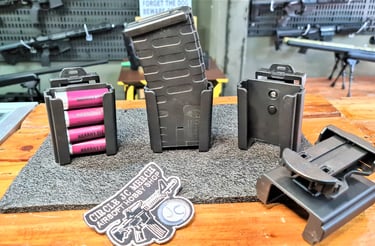 QUANTUM MECHANICS LOAD 4 MAG POUCH