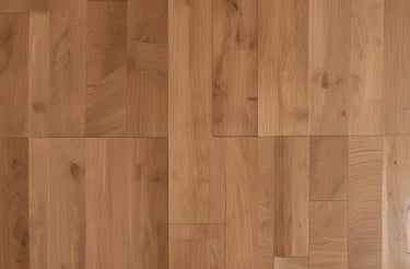 A welcoming workspace with a laptop and a notepad ready for messages.