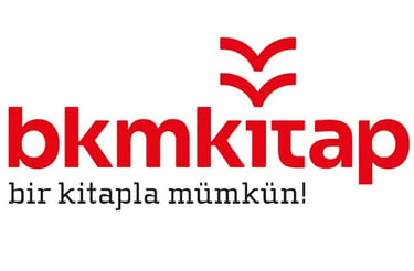 Sağlık Hizmetleri Pazarlaması kitabı kapak görseli ve sağlık yönetimi ile dijital pazarlama konuları