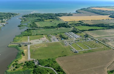 RV camping near Lake Erie Ontario"