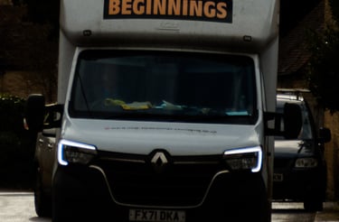 removals van in action
