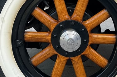 1930 Pontiac Wooden Spoke Wheel