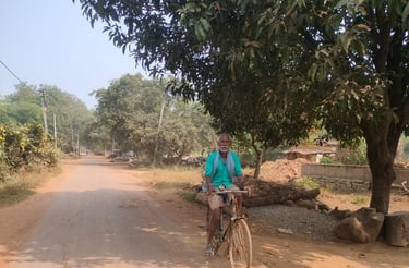 oldman riding cycle