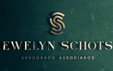 Branding Dra. Ewelyn Schots | Plurie Comunicação | Agência de Publicidade, Marketing e Gestão 