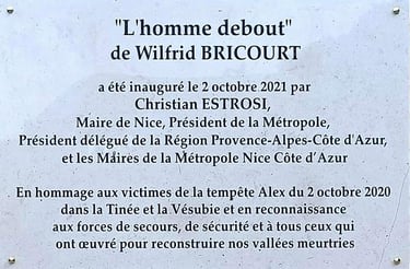 Plaque oeuvre mémorielle tempête Alex l'homme debout artiste sculpteur Wilfrid Bricourt