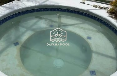 Kolam Jacuzzi minimalis dengan air hangat