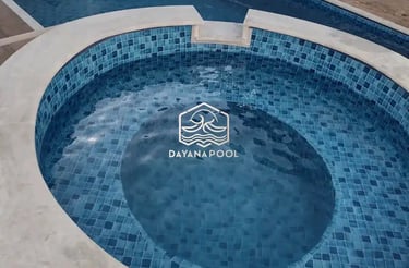 Kolam Jacuzzi minimalis dengan air hangat