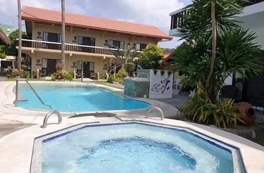 Kolam Jacuzzi minimalis dengan air hangat