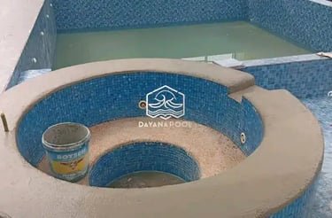 Kolam Jacuzzi minimalis dengan air hangat