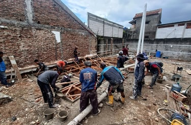 Pembuatan kolam renang di kota baru parahyangan oleh tim dayanapool