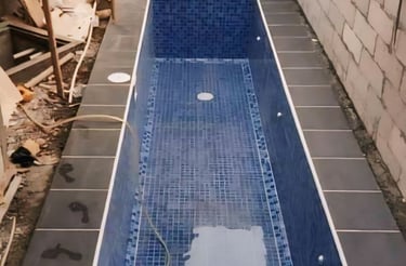 Kolam Jacuzzi minimalis dengan air hangat