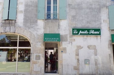 Le Puits Fleuri vu de la rue