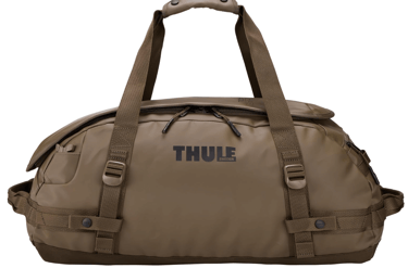 a duffel bag with the word thule on it