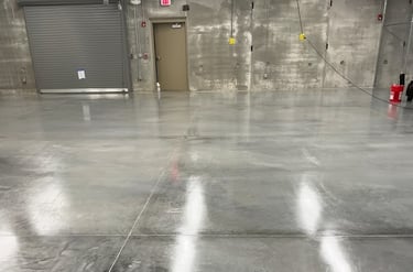 LIGHT FINISH ON THE CONCRETE WITH HIGH GLOSS FINISH