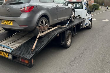 alt="Instant scrap car pickup with payment in Droitwich"