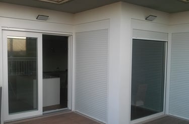 Correderas-Elevables de PVC para salida a terraza atico.