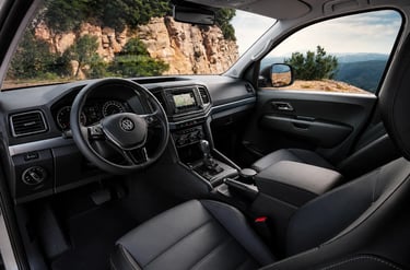 amarok v6 2018 interior cabine painel e volante picape 245 cv preço de suv compacto