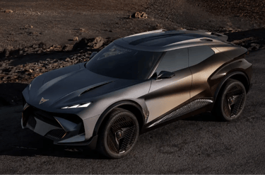SUV elétrico futurista da Cupra em cenário escuro com visual esportivo.