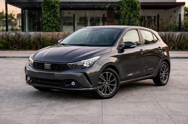 Fiat Argo 2024 cinza estacionado hatch compacto design moderno
