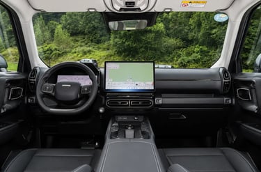 Interior tecnológico do SUV híbrido GWM Haval Dargo Plus