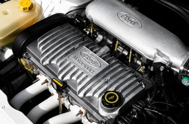 Motor Ford Motorsport preparado para o Escort XR3i modernizado