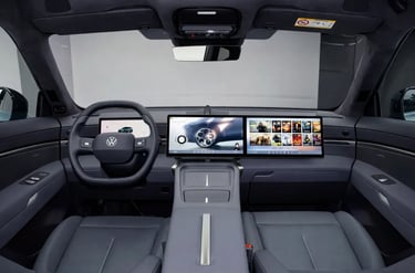 Interior Volkswagen ID Unyx 08 com telas digitais e tecnologia avancada SUV eletrico 730 km