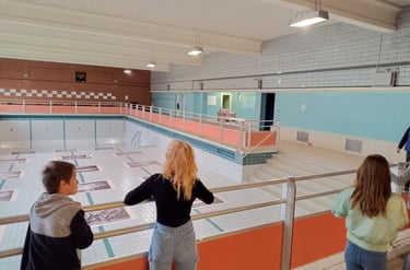 image d'une sortie scolaire dans le cadre d'une activité culturelle
