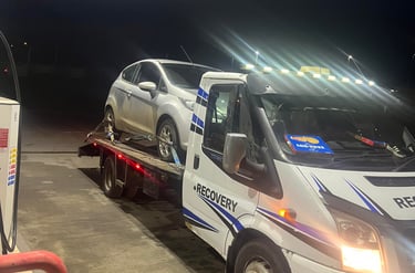 alt="24-hour vehicle recovery service in Worcester by L R Recycling and Recovery"