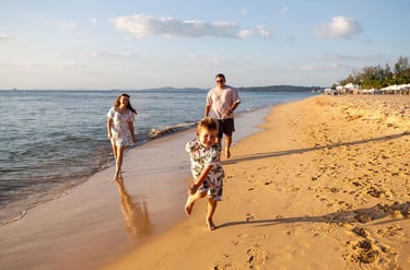 Семейная фотосессия на пляже на севере острова Фукуок