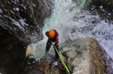 Barranquismo en Andalucía con Guadalterra Aventura