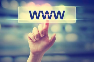 artisan utilisant internet