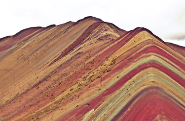 Montaña de los 7 colores en Perú