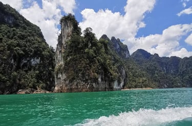 thailand khao sok national park cheow larn lake