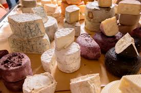 A gourmet selection of local Tuscan Pecorino cheeses and traditional dairy products.