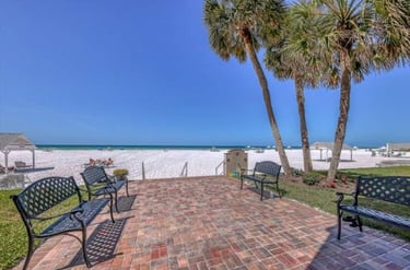 the casa Blanca on siesta key beach access