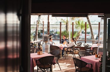 Terraza para disfrutar del sol en Andalucía
