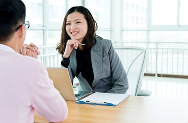 Evaluation of Employees as a Play Game
