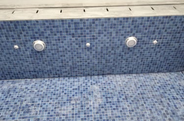 dekorasi lampu kolam renang