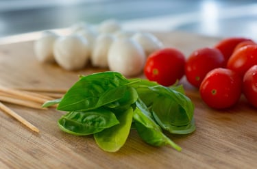 Basil, tomatoes and mozzarella cheese balls