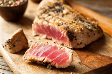 Seared tuna steak with pepper crust, a fine dining dish served in Marbella