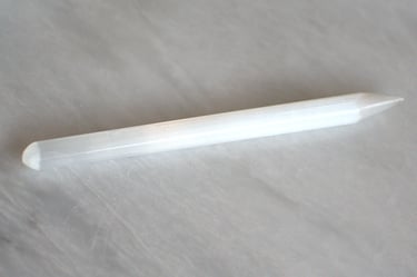 Selenite wand with point