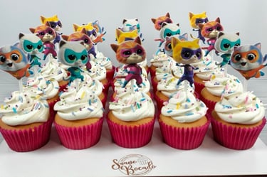 a bunch of cupcakes with littlestuftured cupcakes