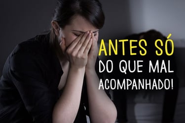 imagem de uma mulher refletindo sobre suas más companhias. 