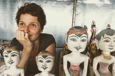 Nesh & traditional Balinese statues, bridging Eastern wisdom & somatic mentorship Cyprus & worldwide