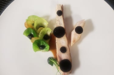 Volaille de Bresse, choux de Bruxelles olive et truffe