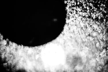 fotografia ficcional de anillo gaseosos lunar neptuniano